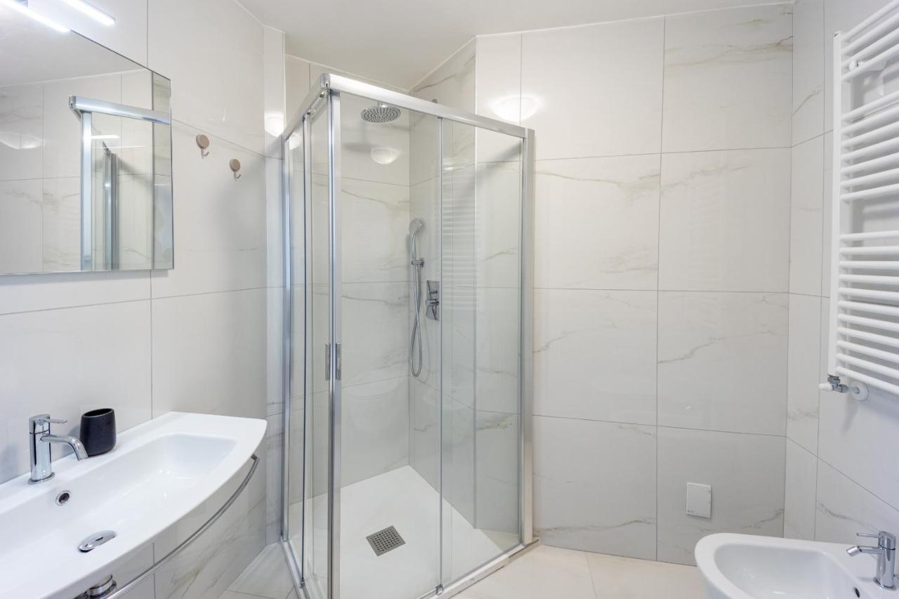 Aregai Marina Exclusive Seaside Apartments Santo Stefano al Mare Exterior photo