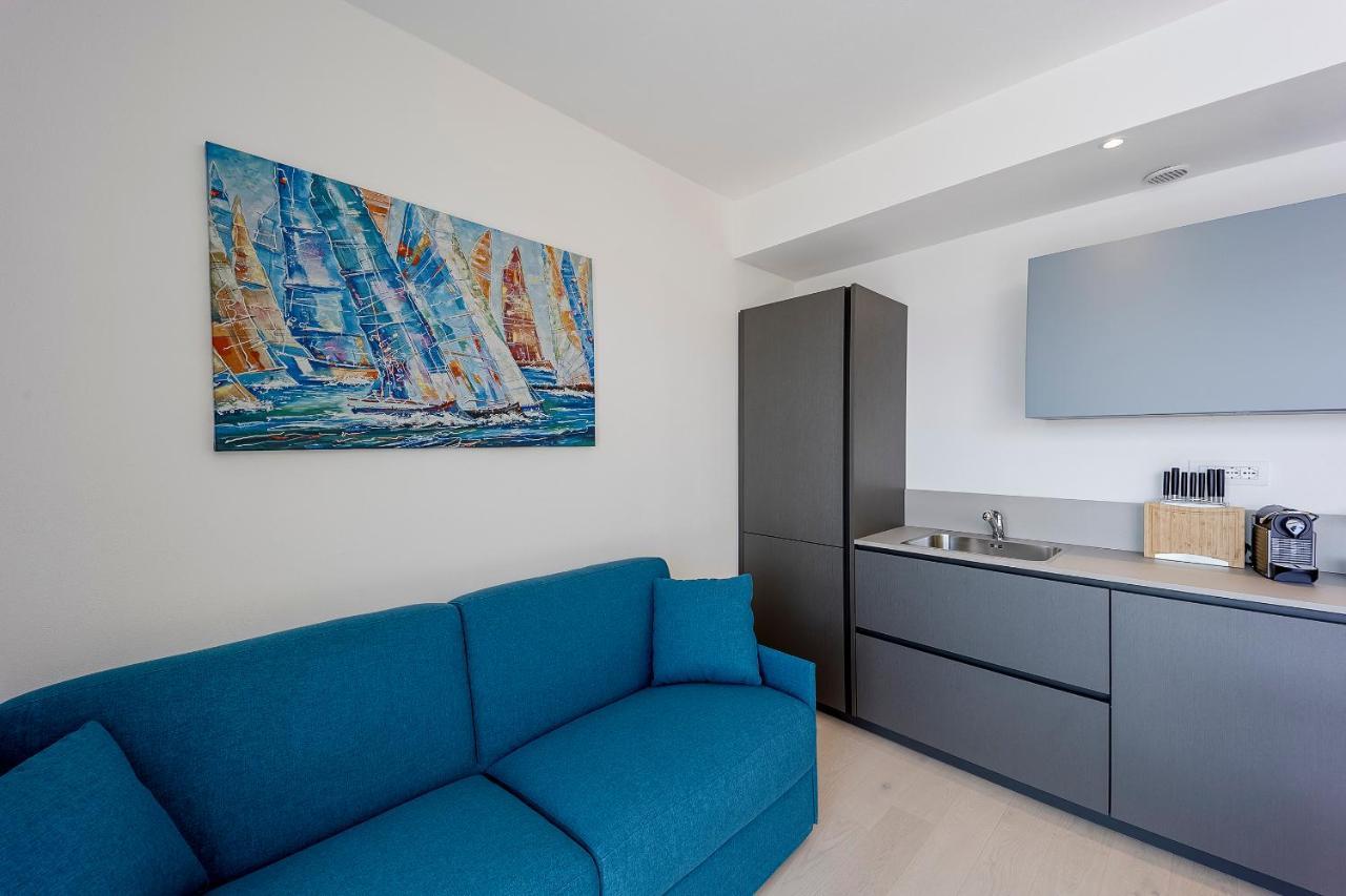 Aregai Marina Exclusive Seaside Apartments Santo Stefano al Mare Exterior photo